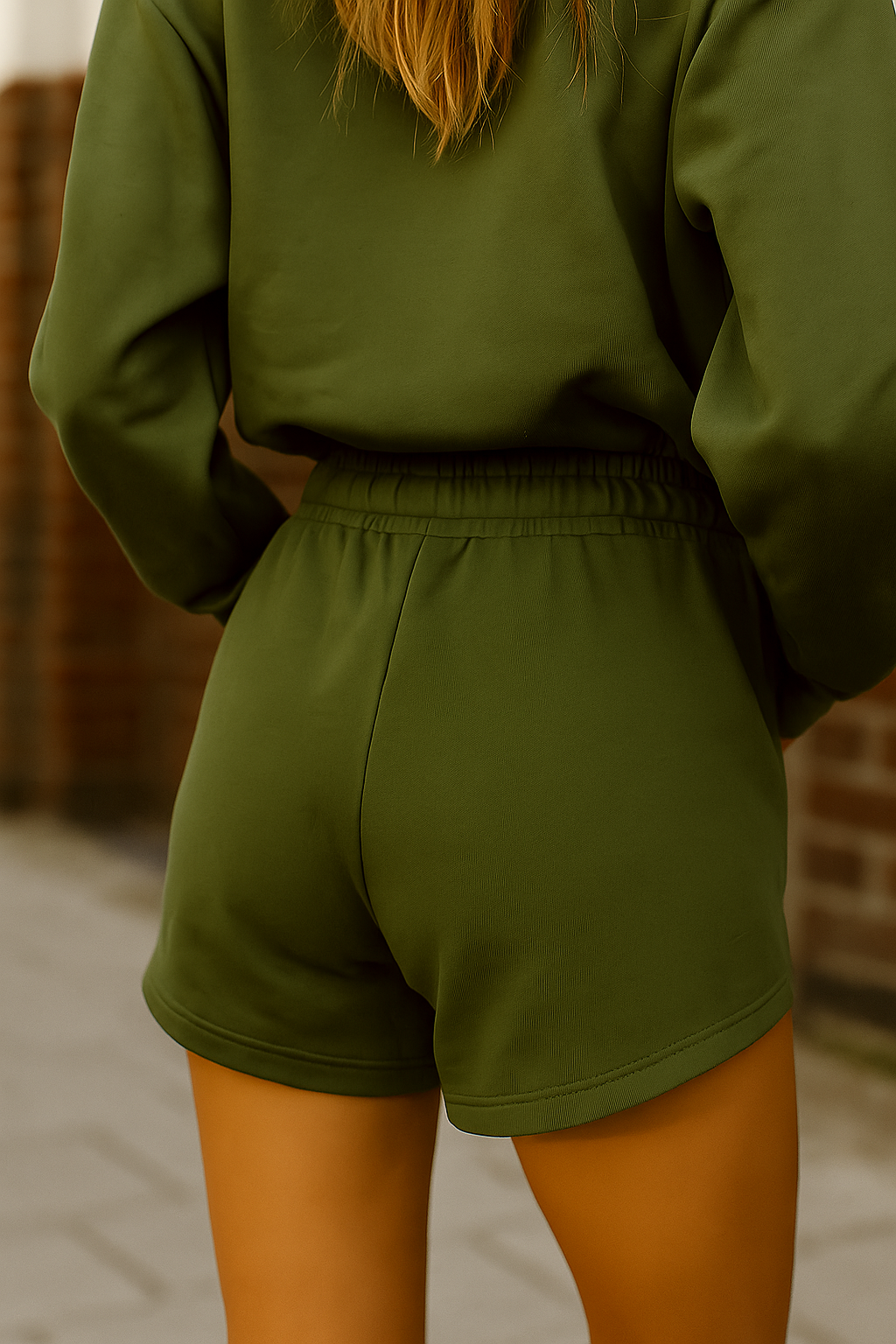 Details Mini Short