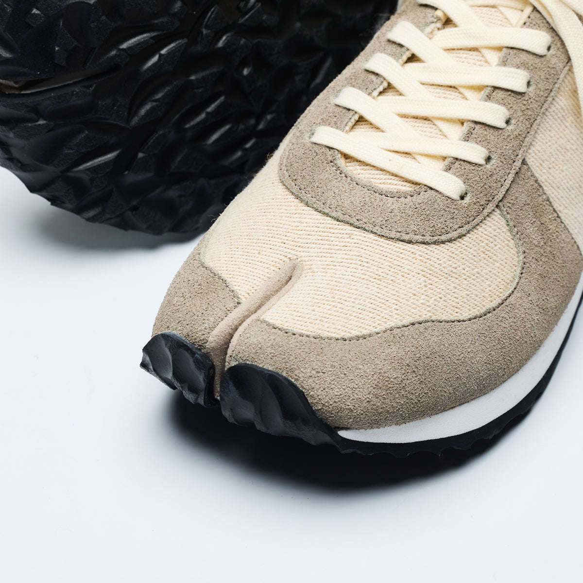 Tabito 34 Tabi Trainer – Classic Denim White Grey